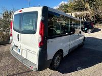 Usata Opel Vivaro 120 CV (88 kW) 2009 Bianco Monovolume