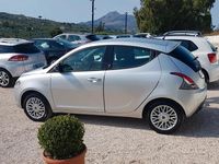 Usata Lancia Ypsilon 95 CV (69 kW) 2015 Grigio Utilitaria