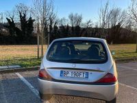 Usata Lancia Ypsilon 86 CV (63 kW) 2001 Argento Utilitaria