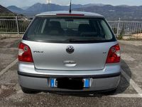 Usata VW Polo 75 CV (55 kW) 2002 Grigio Utilitaria