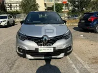 Usata Renault Captur 90 CV (66 kW) 2019 Grigio SUV