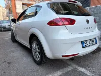 Usata Seat Leon Style 105 CV (77 kW) 2011 Bianco Utilitaria