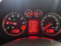 Usata Audi TT Roadster Ambiente 250 CV (183 kW) 2004 Blu Cabrio