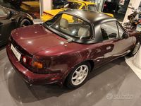 Usata Mazda MX5 90 CV (66 kW) 1997 Rosso Cabrio