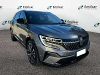 Usata Renault Austral Iconic 129 CV (94 kW) 2023 Be style seoul grigio scisto t SUV