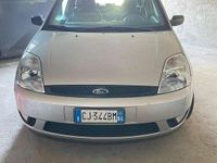 Usata Ford Fiesta Ambiente 75 CV (55 kW) 2003 Utilitaria