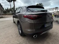 Usata Alfa Romeo Stelvio Super 201 CV (147 kW) 2017 Marrone SUV