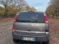 Usata Opel Meriva Cosmo 89 CV (65 kW) 2005 Grigio Monovolume