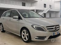 Usata Mercedes B200 Premium 136 CV (100 kW) 2013 Argento Utilitaria