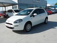 Usata Fiat Punto Lounge 78 CV (57 kW) 2014 Bianco Utilitaria