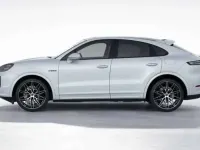 Nuova Porsche Cayenne Black Edition 470 CV (345 kW) 2026 Argento dolomite SUV