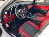 Usata Alfa Romeo Giulia 150 CV (110 kW) 2018 Bianco Berlina