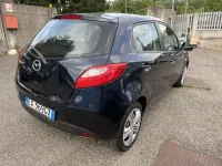 Usata Mazda 2 75 CV (55 kW) 2014 Blu/azzurro Berlina