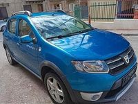 Usata Dacia Sandero 90 CV (66 kW) 2014 Blu SUV