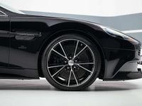 Usata Aston Martin Vanquish 574 CV (422 kW) 2013 Nero metallizzato Coupé