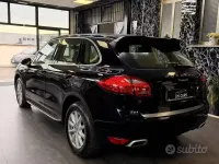 Usata Porsche Cayenne 245 CV (180 kW) 2013 Nero SUV