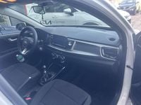 Usata Kia Rio Active 84 CV (61 kW) 2020 Berlina