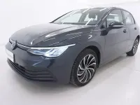 Usata VW Golf VIII Life 110 CV (80 kW) 2023 Grigiogrigio Berlina