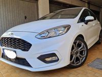 Usata Ford Fiesta ST-Line 125 CV (91 kW) 2018 Bianco Berlina
