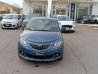 Usata Lancia Ypsilon Gold 69 CV (50 kW) 2023 Blu Utilitaria