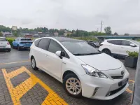 Usata Toyota Prius Lounge 99 CV (72 kW) 2012 Bianco Monovolume