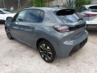 Usata Peugeot 208 Allure 101 CV (74 kW) 2024 Grigio Utilitaria
