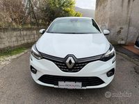 Usata Renault Clio V Intens 100 CV (73 kW) 2022 Bianco Berlina