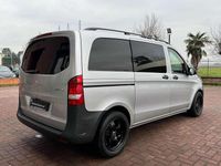 Usata Mercedes Vito 163 CV (119 kW) 2022 Grigio scuro metallizzato Furgone