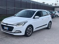 Usata Hyundai i20 Style 74 CV (54 kW) 2017 Bianco Berlina
