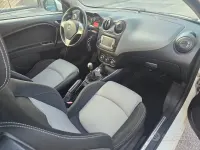Usata Alfa Romeo MiTo Distinctive 85 CV (62 kW) 2015 Beige Utilitaria