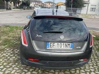 Usado Lancia Delta 120 CV (88 kW) 2011 Utilitario