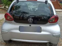 Usata Toyota Aygo 54 CV (39 kW) 2006 Grigio Utilitaria