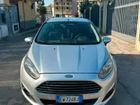 Usata Ford Fiesta 60 CV (44 kW) 2014 Grigio Utilitaria