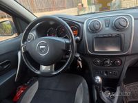 Usata Dacia Sandero Stepway 90 CV (66 kW) 2015 Rosso Utilitaria