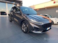 Usata Ford Kuga ST-Line X 120 CV (88 kW) 2022 Grigio SUV