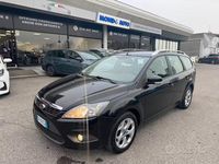 Begagnad Ford Focus Style 109 HK (80 kW) 2011 Svart Kombi