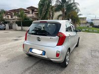 Usata Kia Picanto 66 CV (48 kW) 2015 Grigio Utilitaria