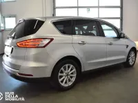 Usata Ford S-MAX Titanium 150 CV (110 kW) 2017 Argento Monovolume