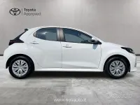 Usata Toyota Yaris Hybrid Active 116 CV (85 kW) 2024 Bianco Berlina