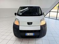 Usata Peugeot Bipper 68 CV (50 kW) 2011 Bianco Monovolume