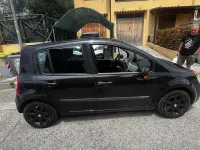 Usata Renault Modus 68 CV (50 kW) 2005 Nero Monovolume