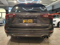 Usata Ford Focus ST 119 CV (87 kW) 2022 Grigio Station wagon