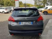 Usata Peugeot 2008 Active 99 CV (72 kW) 2016 Antracite / metallizzato SUV