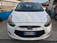 Usata Hyundai ix20 Comfort 90 CV (66 kW) 2014 Bianco Utilitaria