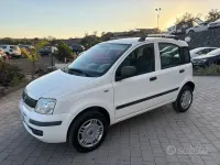 Usata Fiat Panda Dynamic 69 CV (50 kW) 2011 Bianco Utilitaria