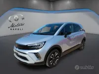 Usata Opel Crossland Elegance 110 CV (80 kW) 2024 Grigio SUV
