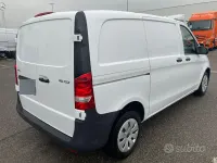 Usata Mercedes Vito 120 CV (88 kW) 2019 Bianco Furgone
