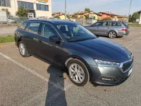Usata Skoda Octavia Style 150 CV (110 kW) 2020 Grigio Station wagon