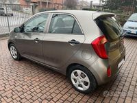 Usata Kia Picanto Style 69 CV (50 kW) 2012 Grigio Utilitaria