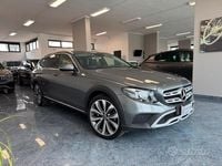 Usata Mercedes E220 All-Terrain Premium 194 CV (142 kW) 2017 Grigio met Station wagon